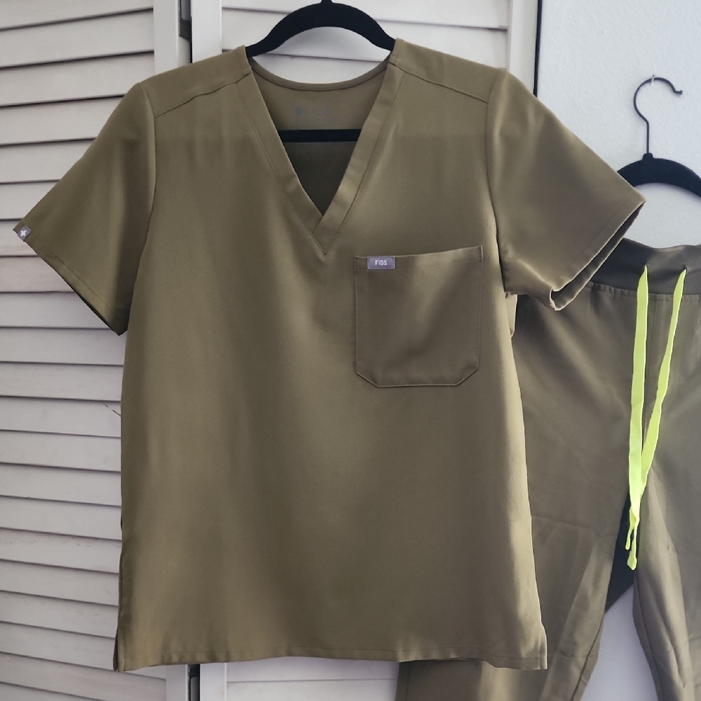Olive Green Scrub Set with Neon Accents FIGS. CANARINA TOP AND JOGGER BOTTOM